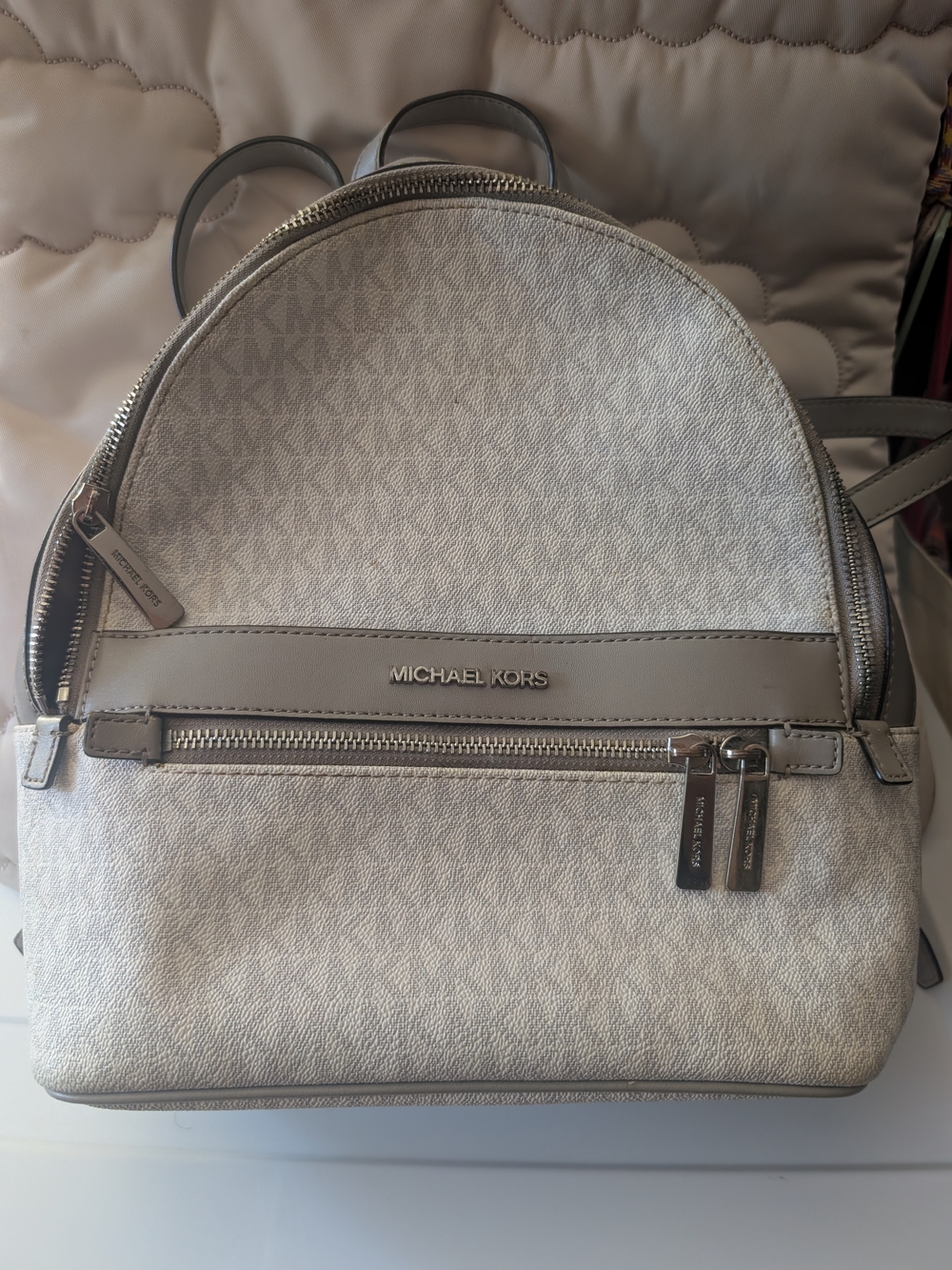 Michael Kors Women’s Gray Signature Backpack